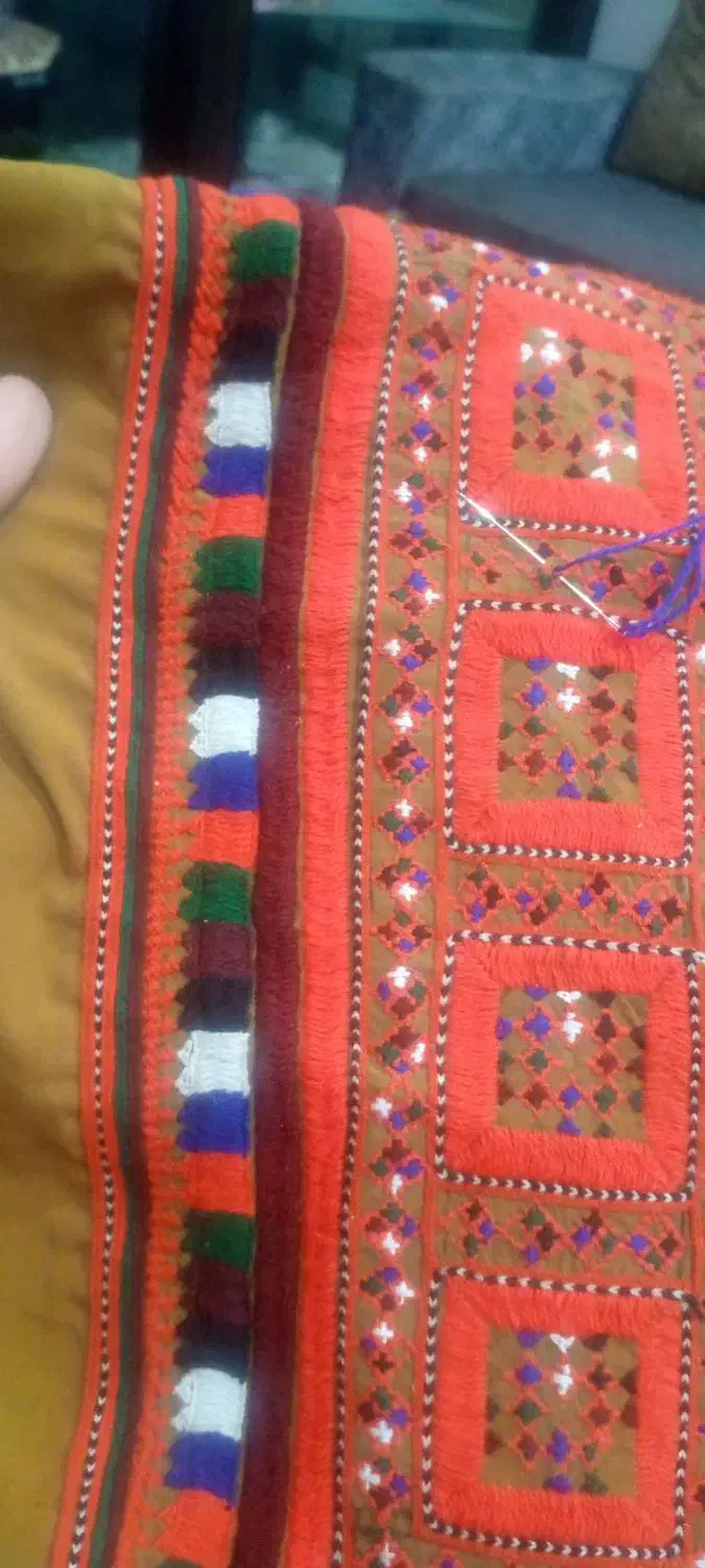 دوخت شیرگ|لباس|چابهار, |دیوار