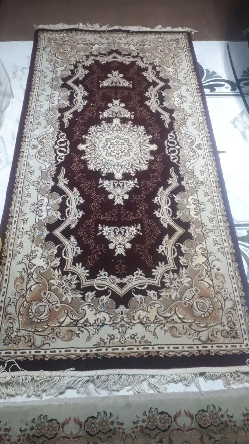 فرش کناره خوشرنگ وسالم وتمیز|فرش|همدان, |دیوار