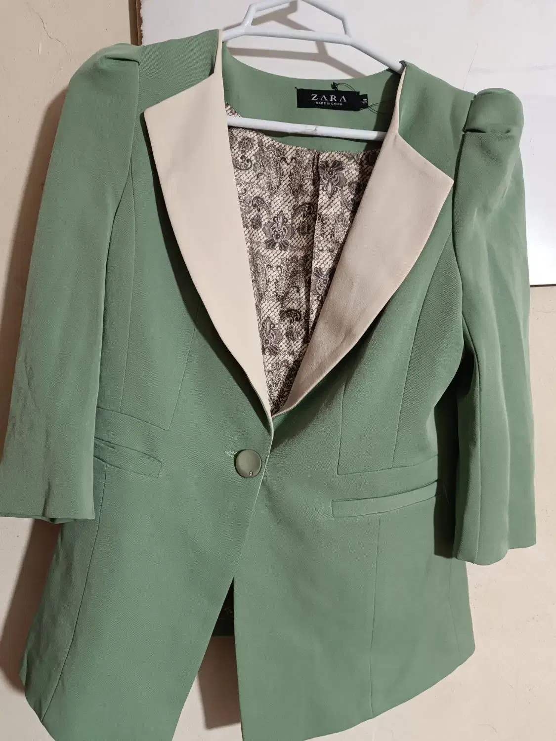 لباس|لباس|مراغه, |دیوار