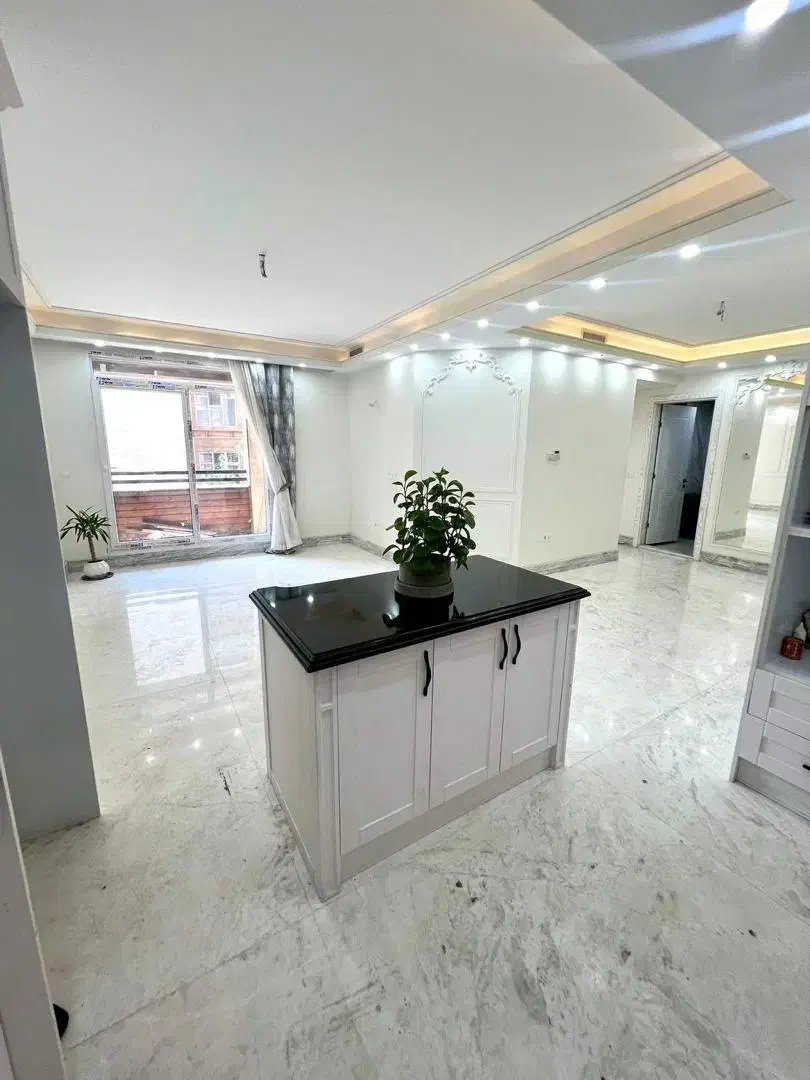 آپارتمان۱۳۵متری  سه خوابه بامستر