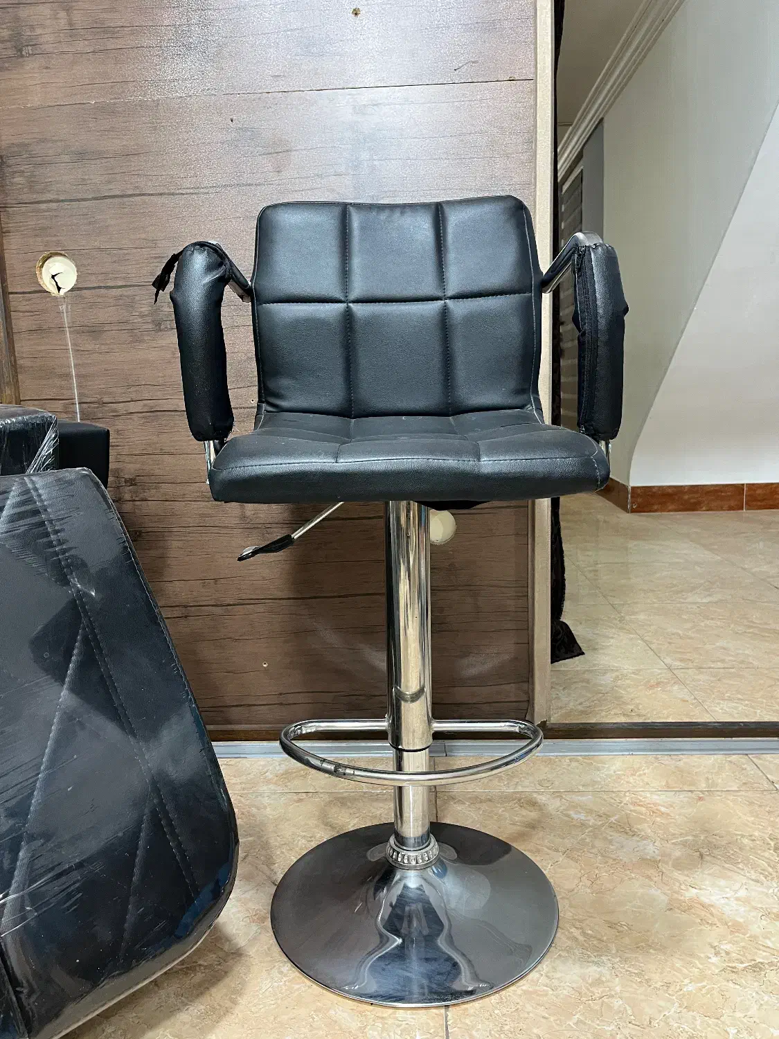 تخت صندلی شلف لاک صندلی پدیکور|آرایشگاه و سالنهای زیبایی|گنبد کاووس, |دیوار