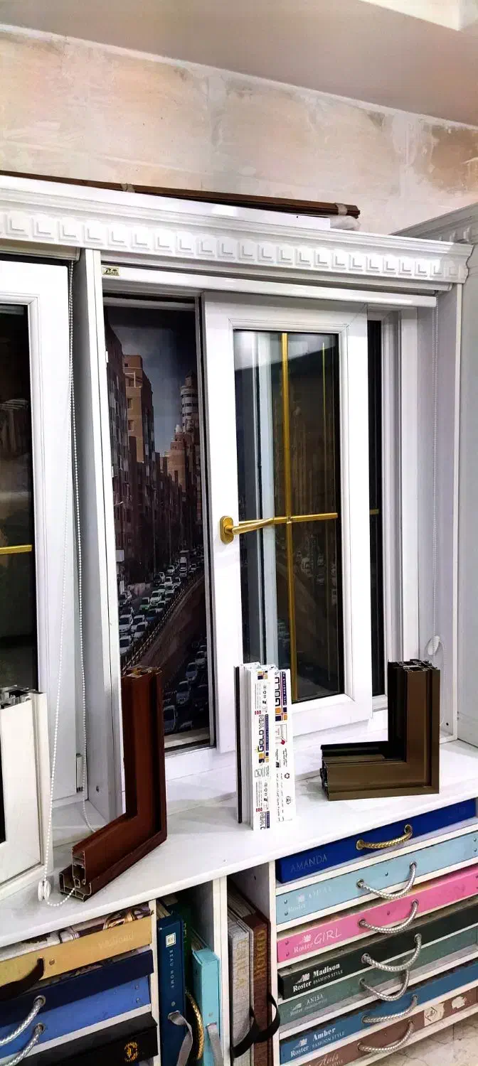 پنجره دوجداره توری پشه شیشه تراس شیشه بالکنی|خدمات پیشه و مهارت|تهران, گلستان (شهرک راه آهن)|دیوار