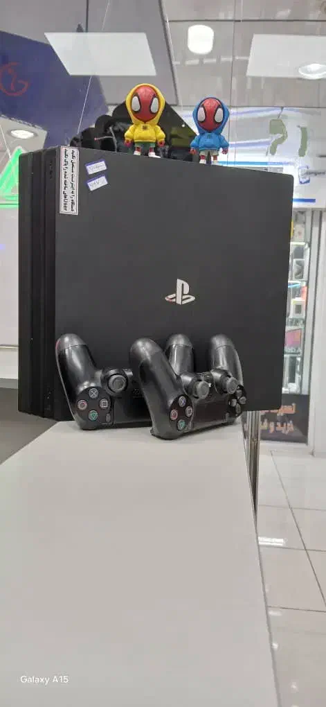 ps4 pro با نصب بازی رایگان کپی خور|کنسول، بازی ویدئویی و آنلاین|تهران, فلسطین (میدان انقلاب)|دیوار