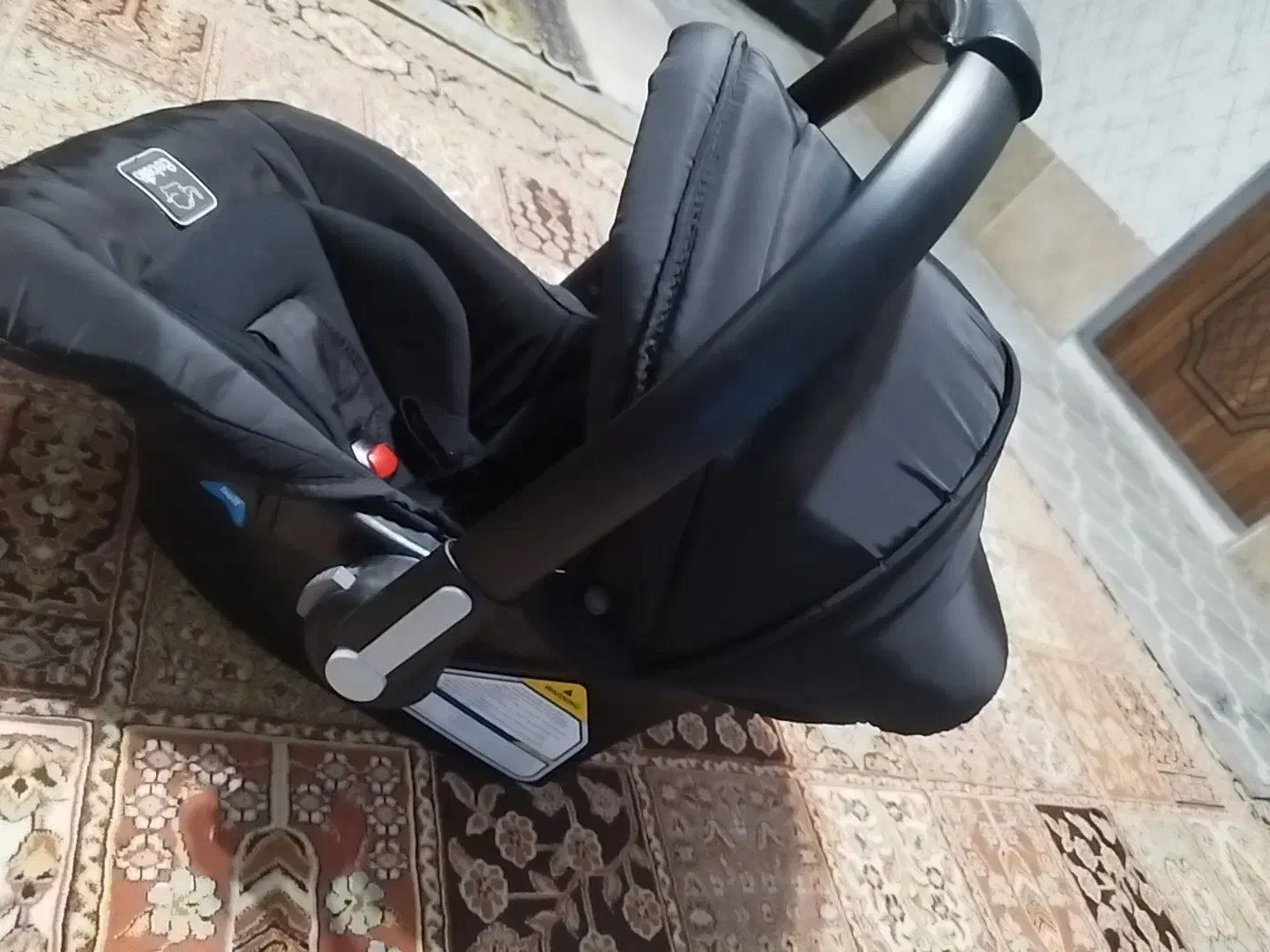 کریر نوزاد کاملا نو(شهریار. وحیدیه)|کالسکه و لوازم جانبی|وحیدیه, |دیوار