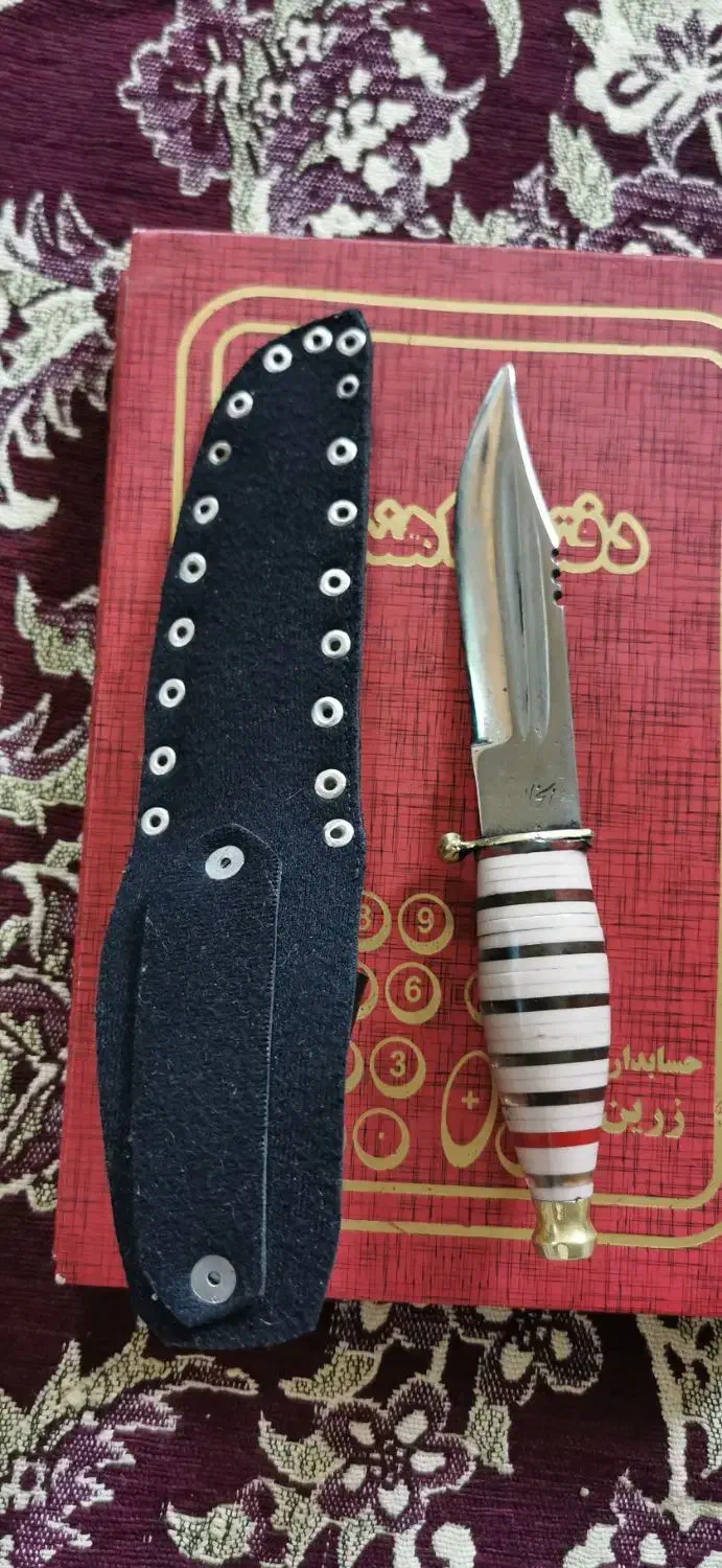 خنجر زنجان با دسته شیشه ای و مسی|کلکسیون اشیاء عتیقه|بوکان, |دیوار