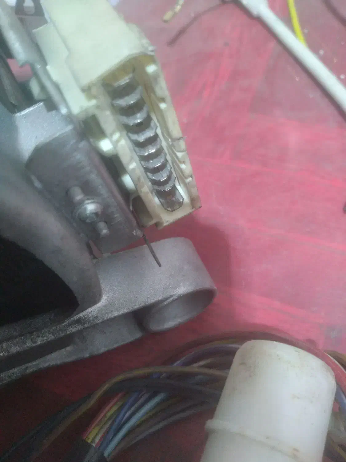 موتور لباسشویی الجی همرا با سیم کشی|ماشین لباسشویی و خشک‌کن لباس|خسروشاه, |دیوار