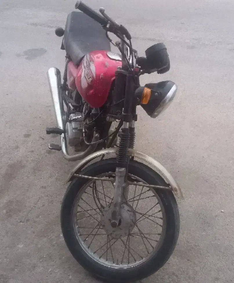 موتور باکسر هندا|موتورسیکلت|شاهینشهر, مورچه خورت|دیوار