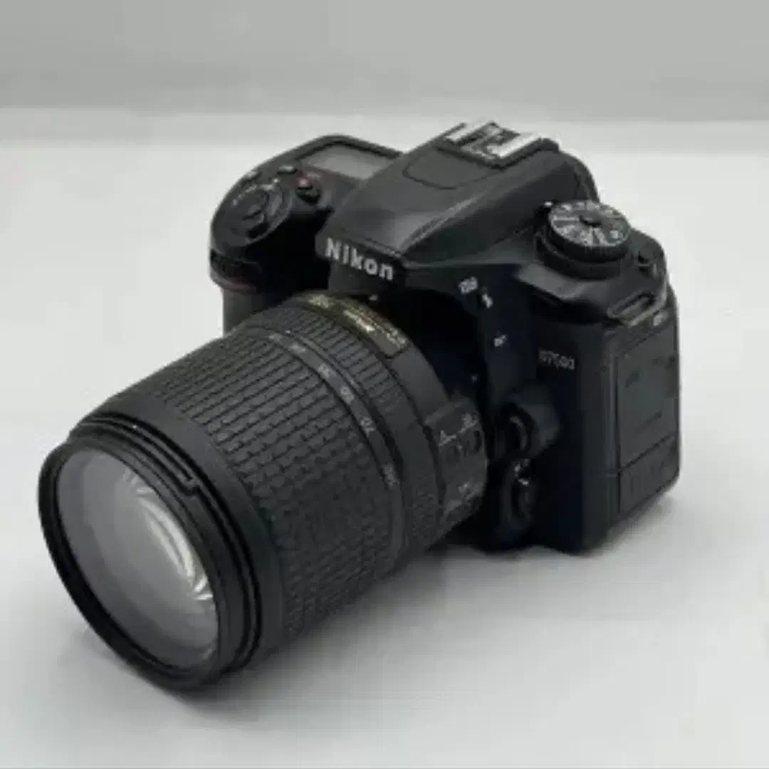 دوربین عکاسی نیکون nikon 7500d|دوربین عکاسی و فیلم‌برداری|اصفهان, مفتح|دیوار