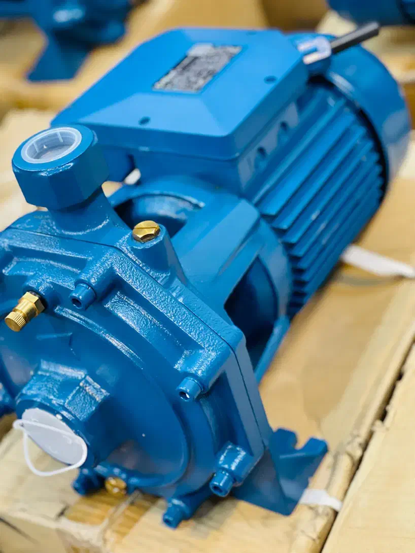 پمپ آب ایتالیایی یک سال گارانتی|مصالح و تجهیزات ساختمان|بانه, |دیوار