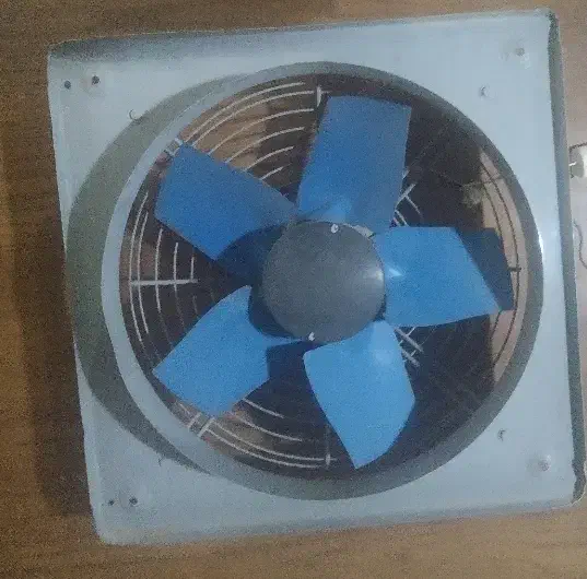 هواکش صنعتی ۶۰*۶۰|پنکه و تصفیهکنندهٔ هوا|زابل, |دیوار