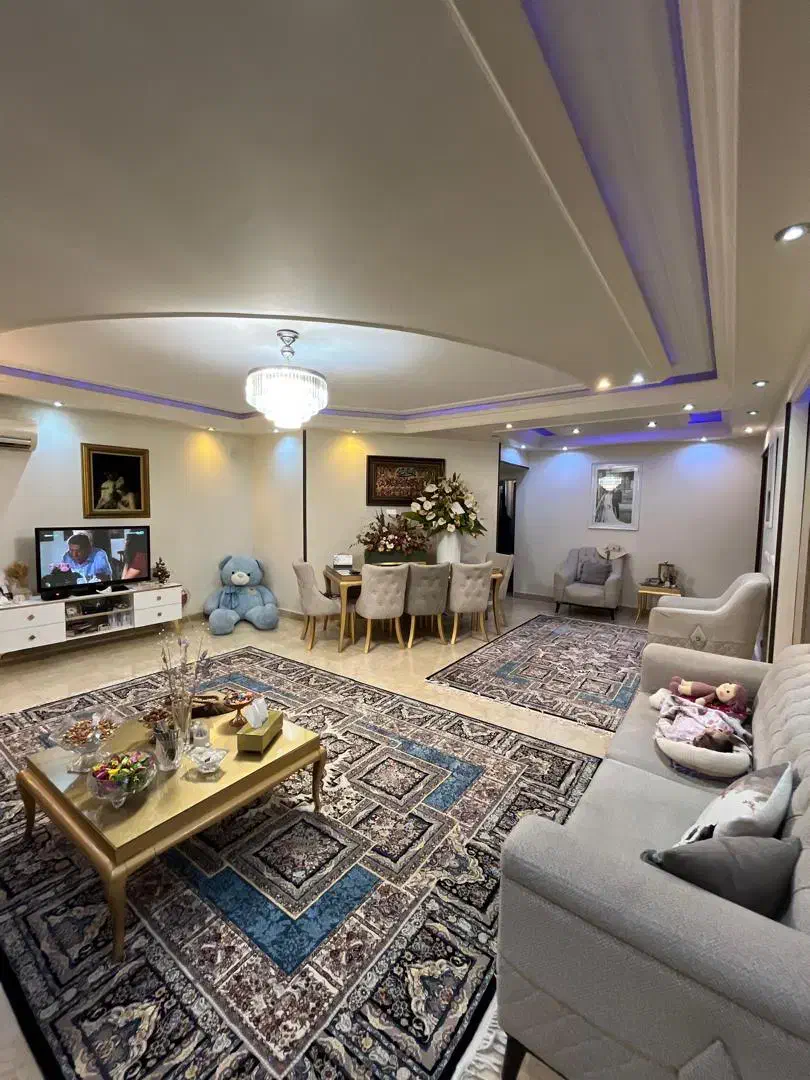 اجاره آپارتمان۱۳۰متری ۳خواب/فرمانیه/تکواحدی