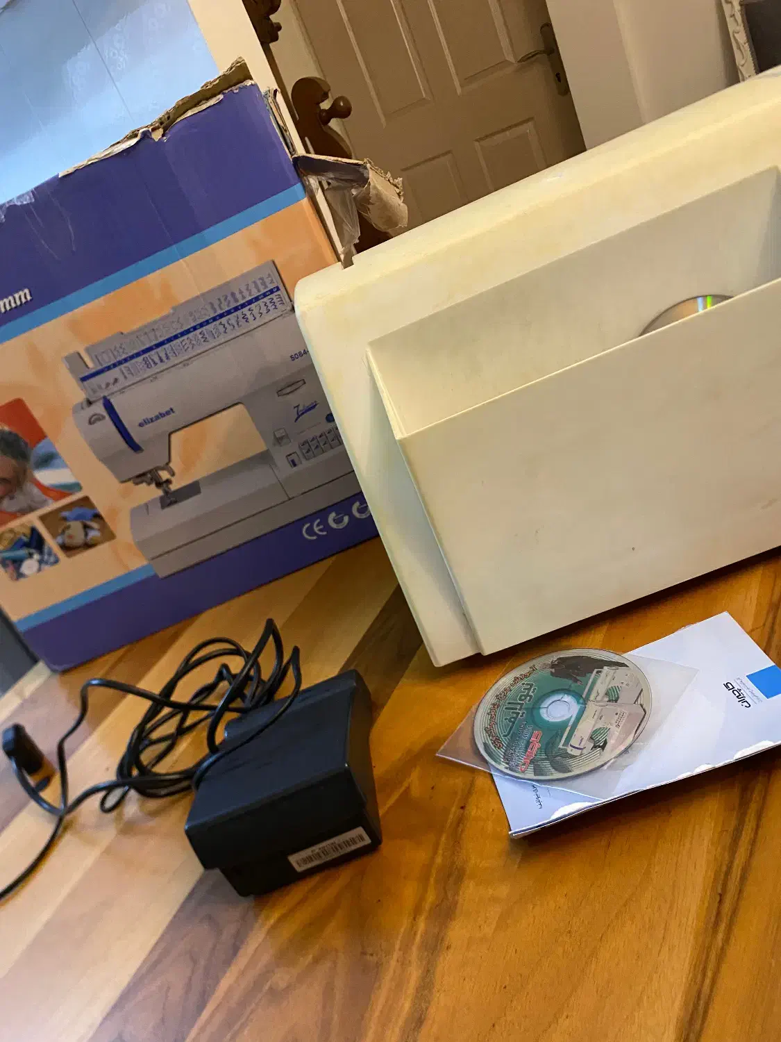 چرخ خیاطی کاچیران|چرخ خیاطی و ریسندگی|خواجه, |دیوار