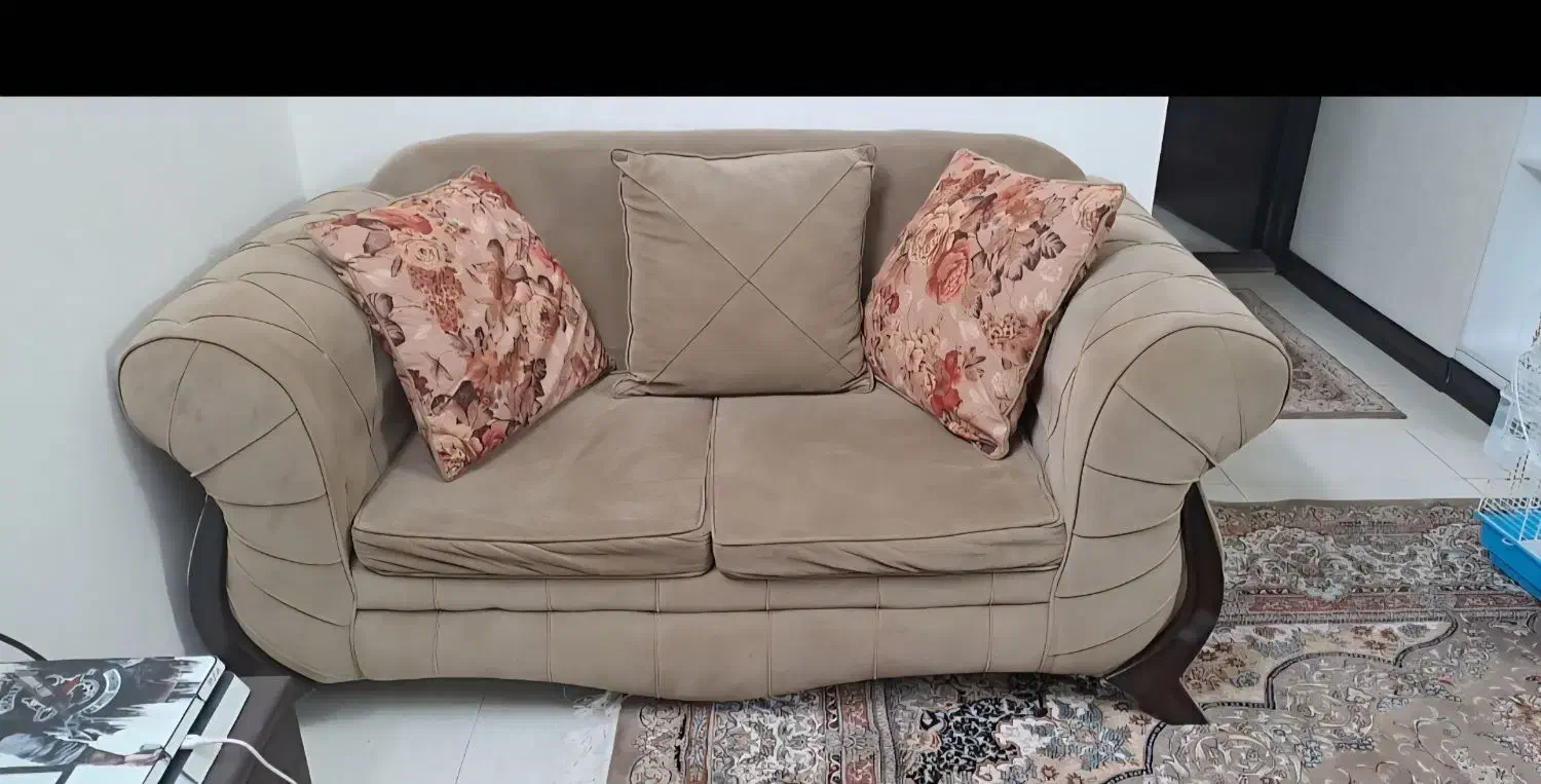 مبل و گلیم فرش|مبلمان خانگی و میز عسلی|قم, منبع آب|دیوار