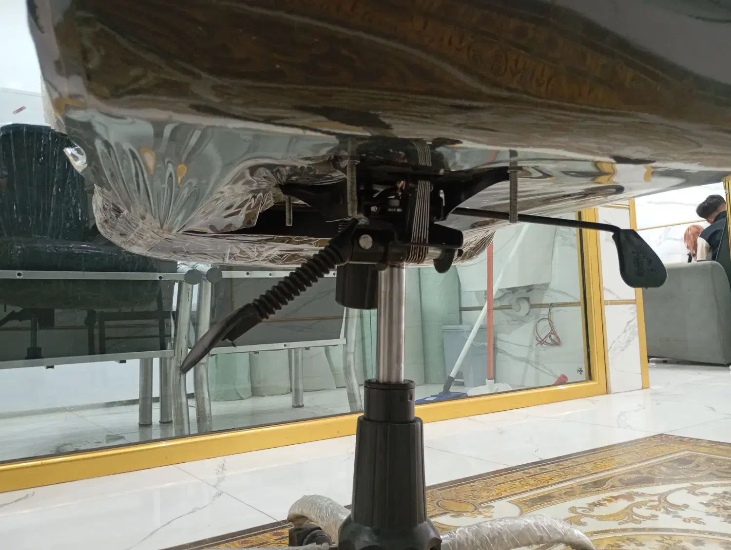 صندلی ریاست،اداری|صندلی و نیمکت|سقز, |دیوار