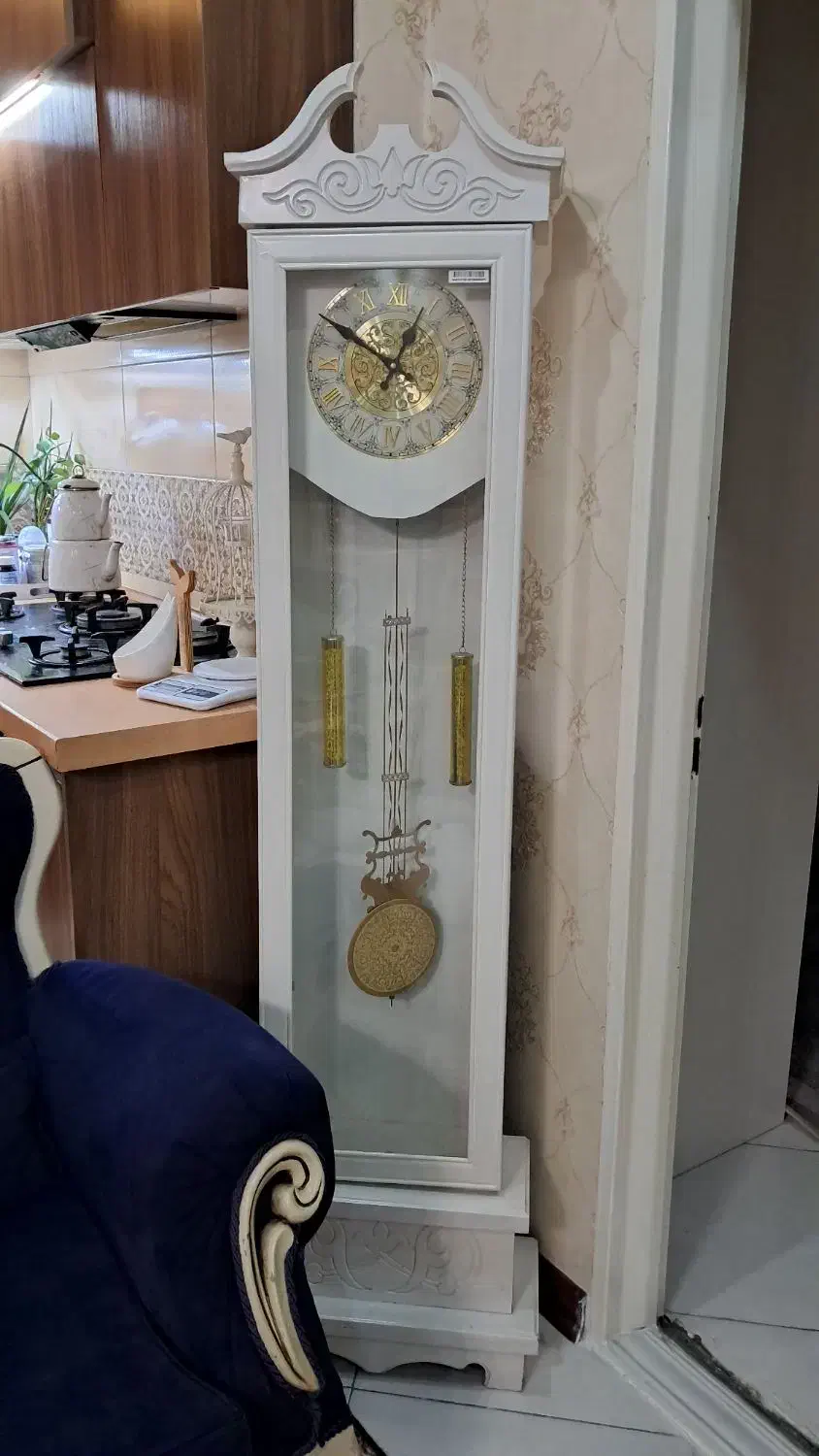 ساعت ایستاده و آینه شمدان|ساعت دیواری و تزئینی|ری, دیلمان|دیوار