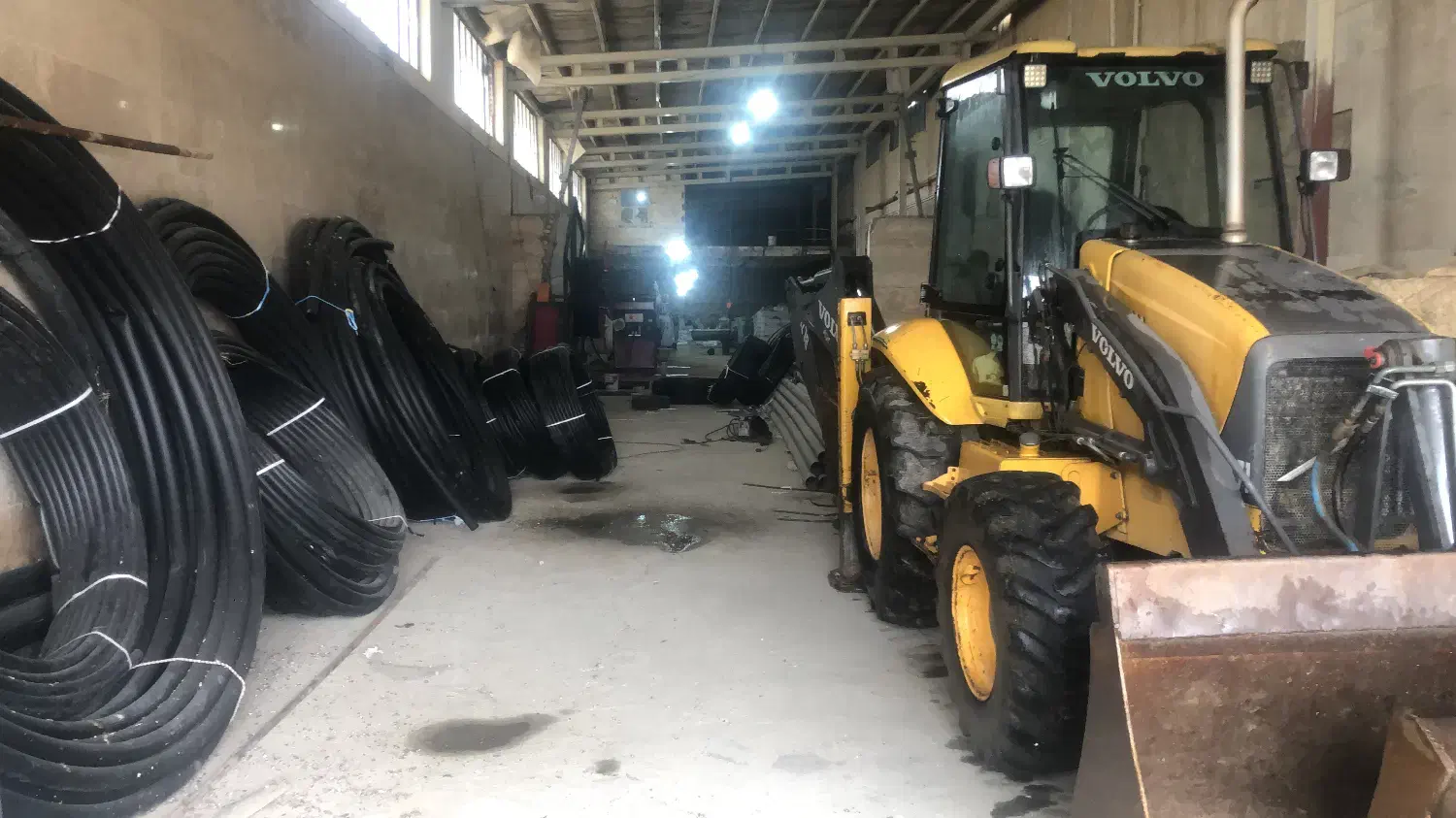 بیل بکهو ولوو BL71|خودرو سنگین|قره چای, |دیوار