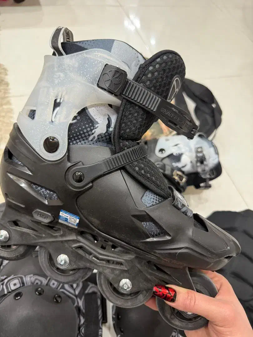 اسکیت حرفه ای|دوچرخه، اسکیت، اسکوتر|گلستان (تهران), |دیوار