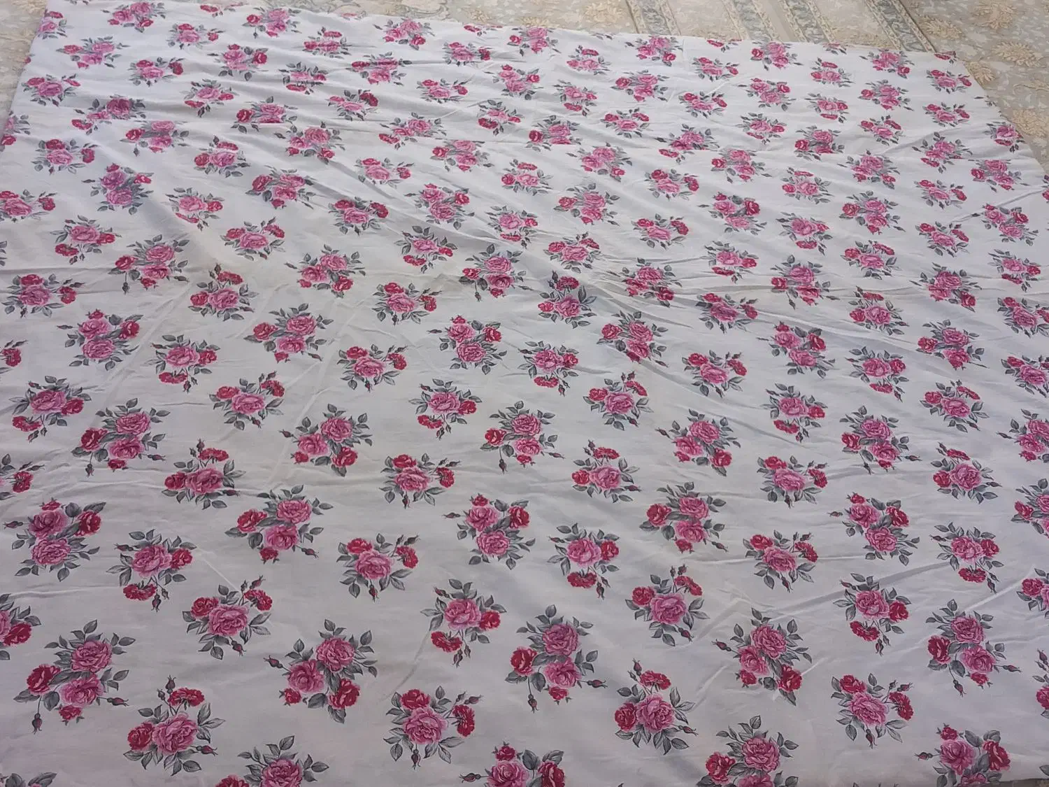 لحاف|رختخواب، بالش، پتو|قیدار, |دیوار