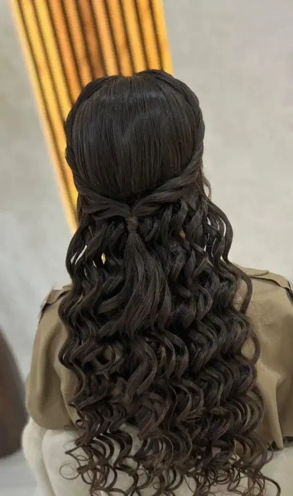 شنیون با قیمت استثنایی|خدمات آرایشگری و زیبایی|تربت جام, معدآباد|دیوار