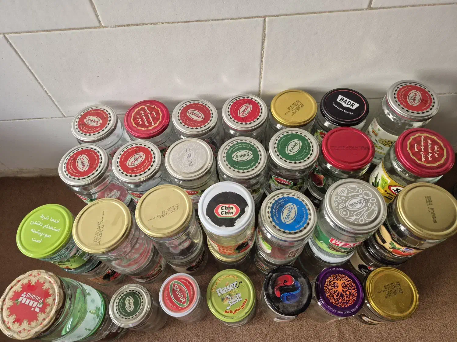 شیشه|ظروف نگهدارنده، پلاستیکی، یک‌بارمصرف|اقبالیه, |دیوار