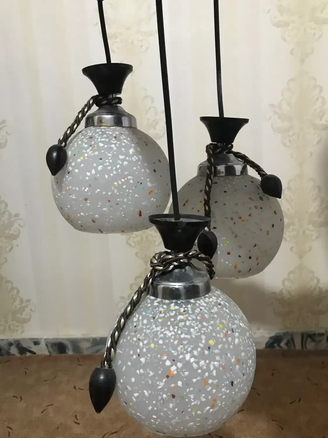 لوستر حبابی سه شاخه|لوستر و چراغ آویز|همدان, |دیوار