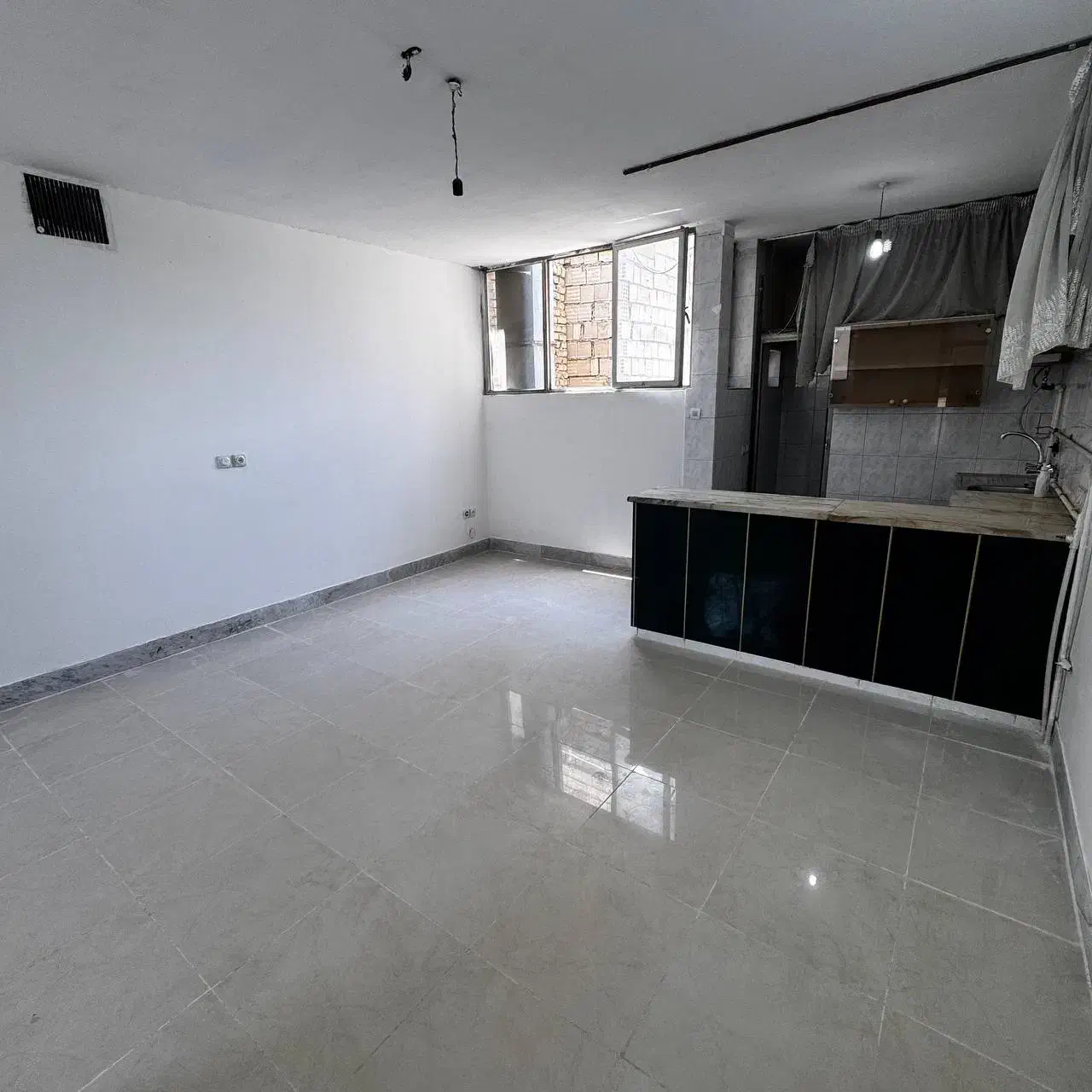 فروشفوری طبقه بالا ،بازسازی شده،امکانات کامل|فروش آپارتمان|اصفهان, سودان|دیوار