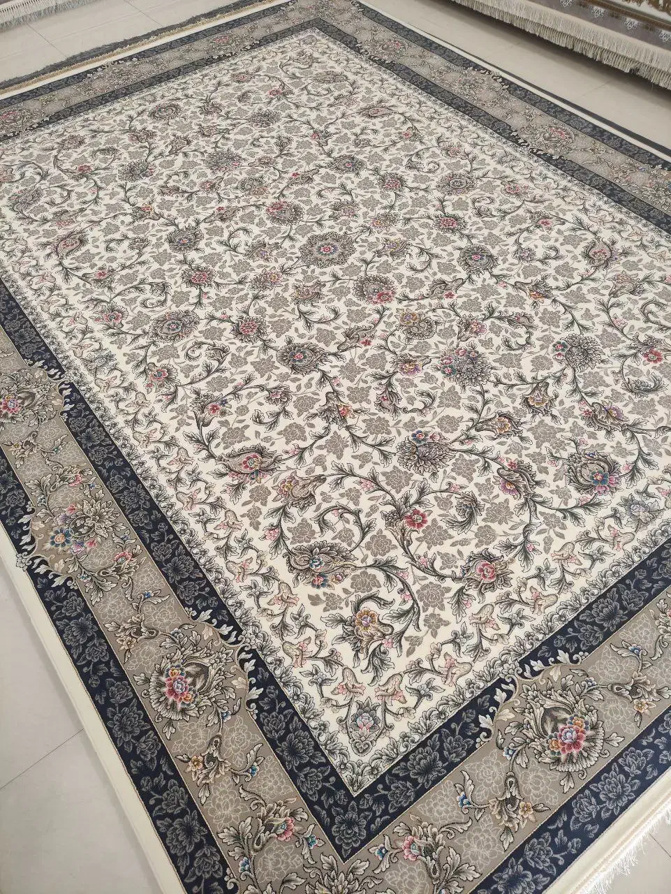 فرشیار ( پرداخت هنگام تحویل فرش درب منزل )|فرش|آران و بیدگل, |دیوار