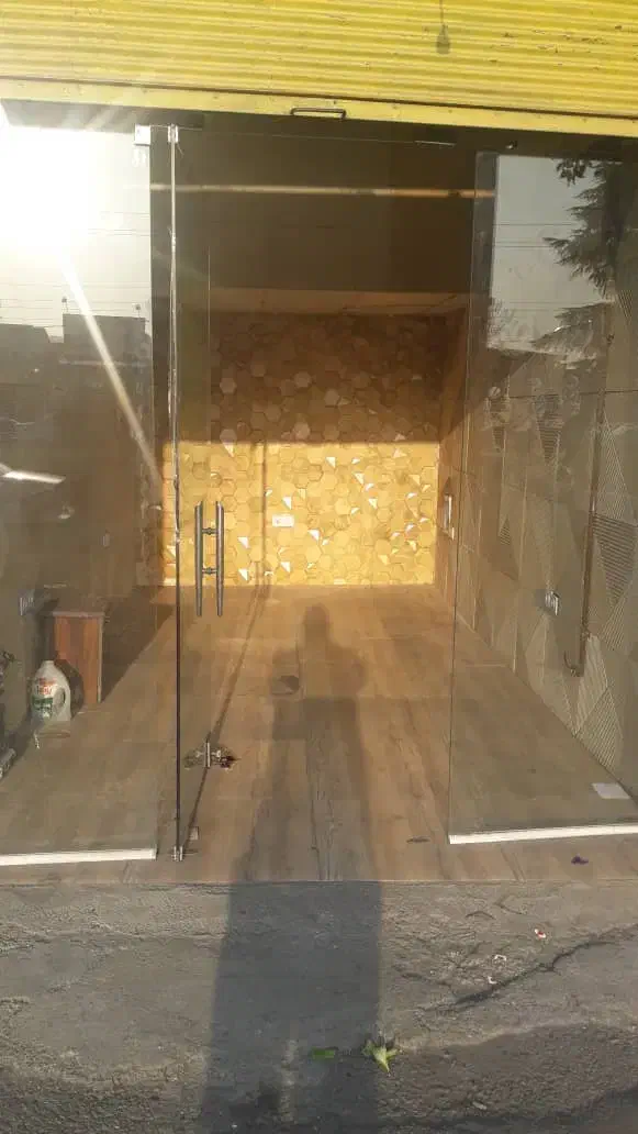 رهن و اجاره مغازه در میدان امام علی بر اصلی|اجارهٔ مغازه و غرفه|رشت, آب آسیاب|دیوار