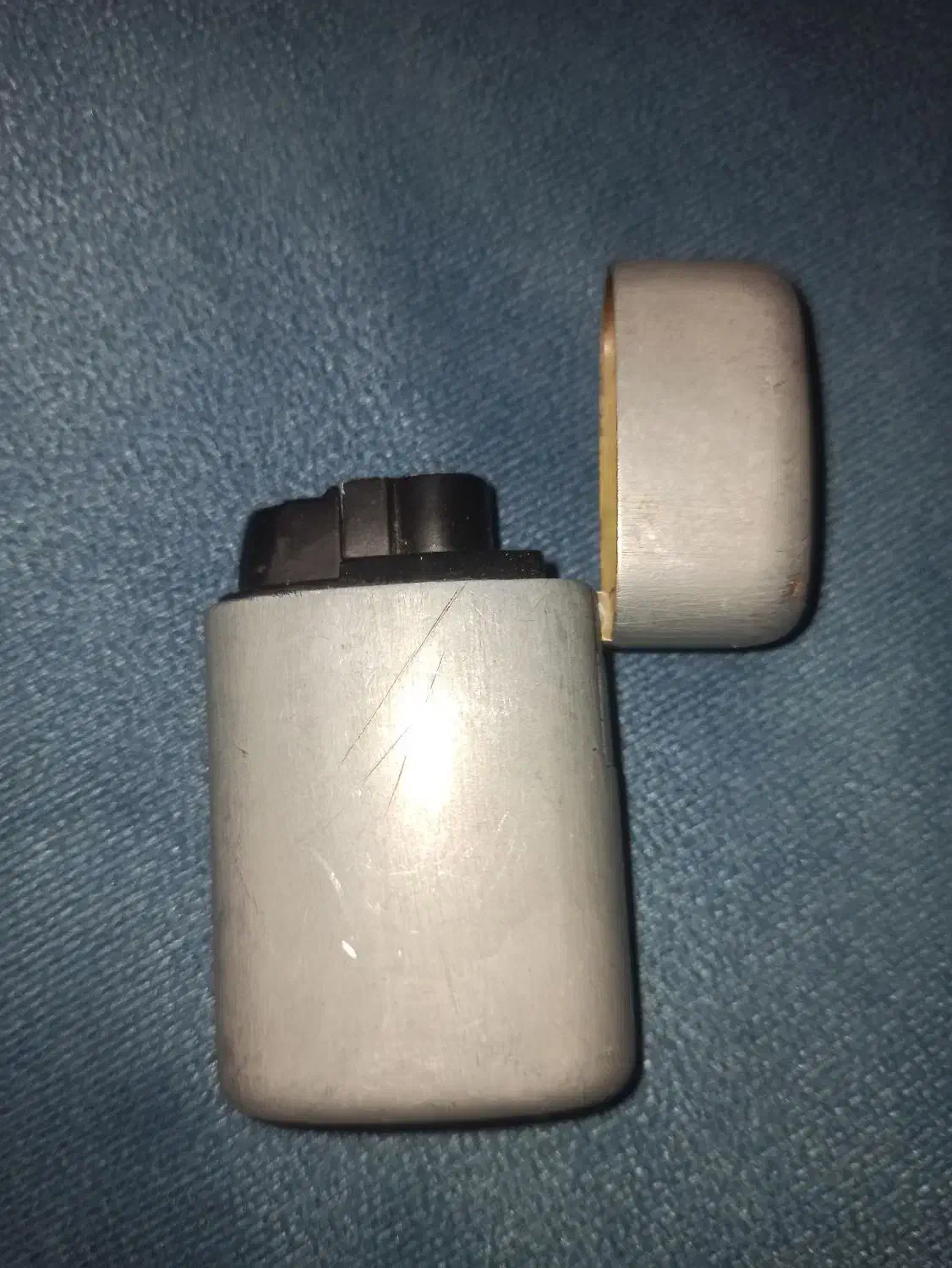 فندک|کلکسیون اشیاء عتیقه|ایلام, |دیوار