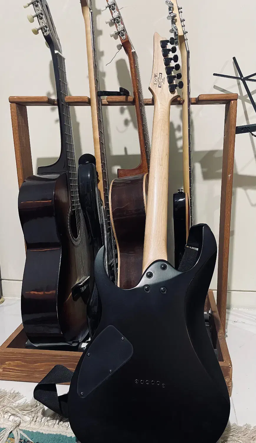 گیتار آیبانز rg421 ibanez|گیتار، بیس، امپلیفایر|همدان, |دیوار