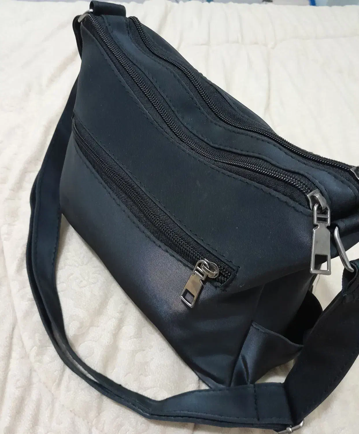 کیف|کیف، کفش، کمربند|شهرکرد, |دیوار