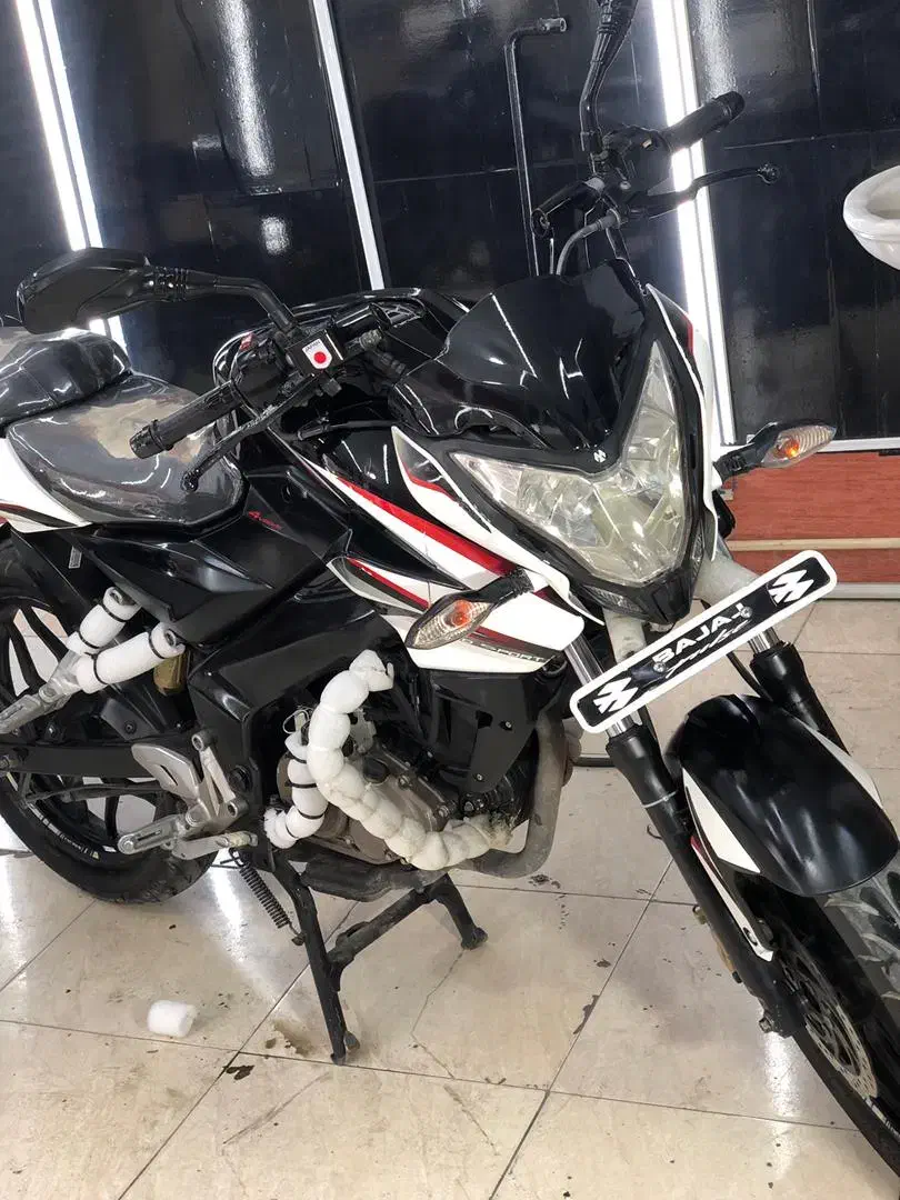 ns ان اس|موتورسیکلت|ملارد, |دیوار