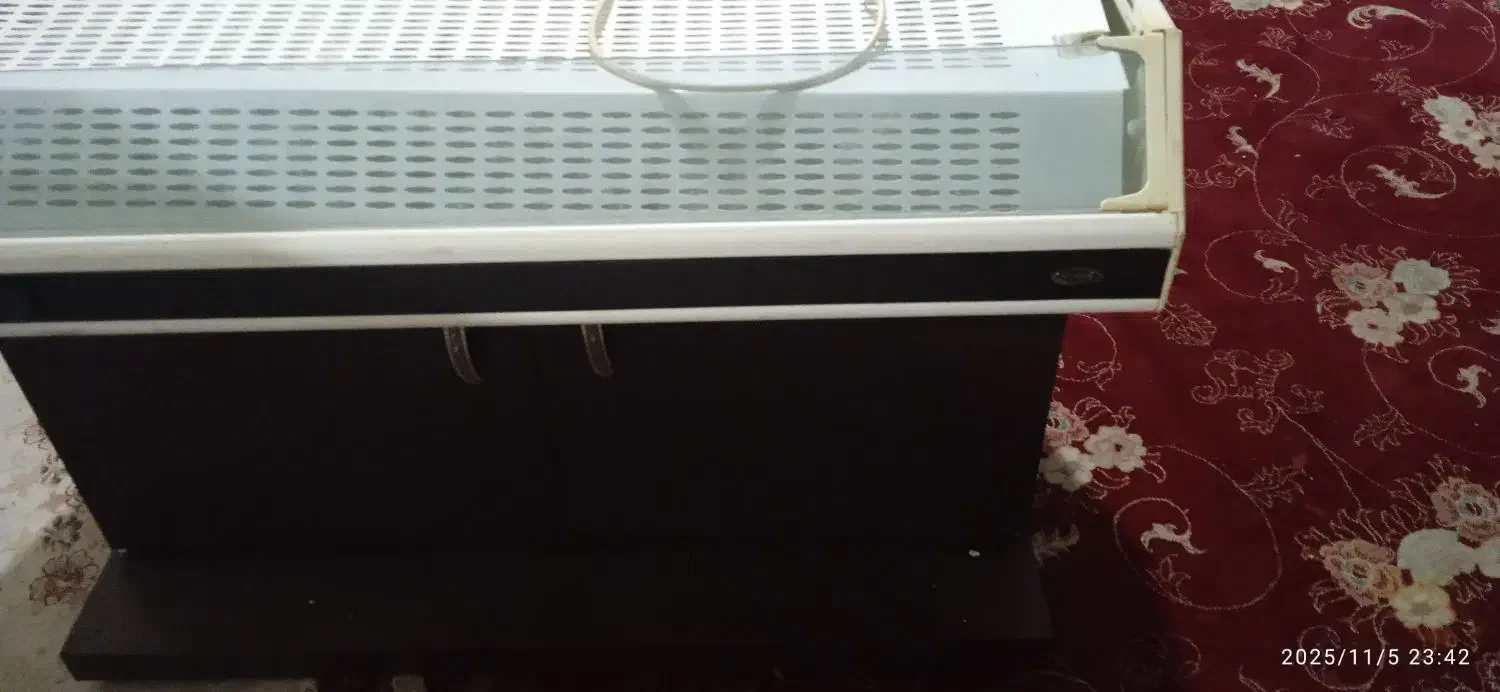 یک عدد هود|هود|ایلام, |دیوار