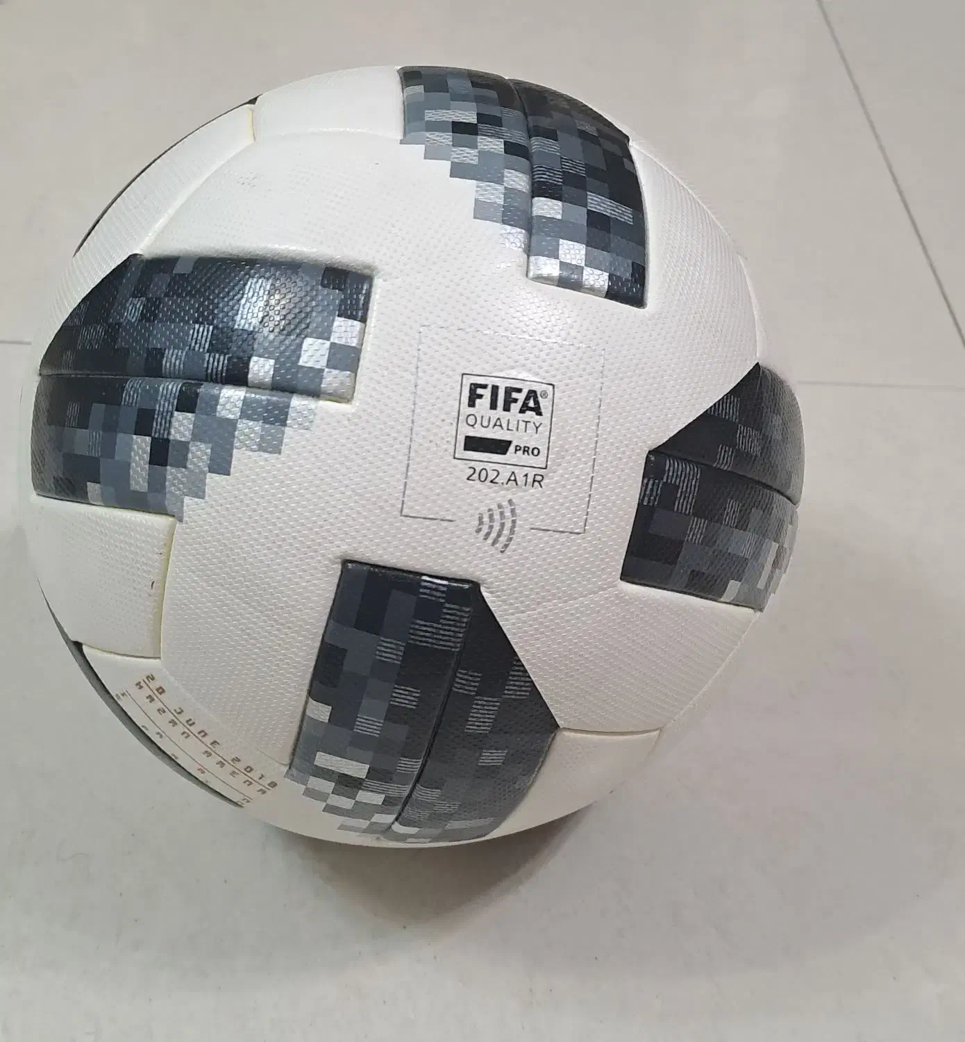 توپ رسمی جام جهانی ۲۰۱۸|ورزشهای توپی|تهران, شهرک بوعلی|دیوار