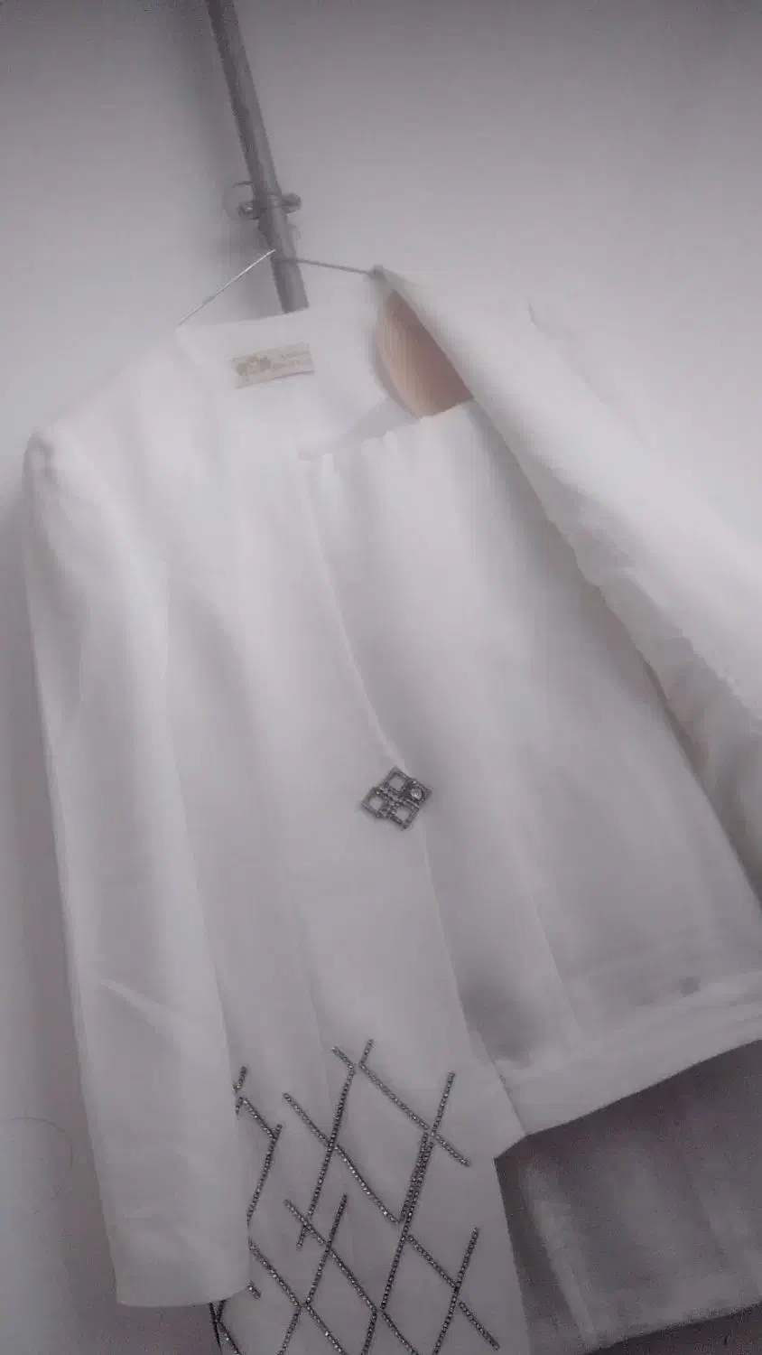 کت وشلوار سفید برا عقد نوفقط یکبار پوشیدم|لباس|تهران, راه آهن|دیوار