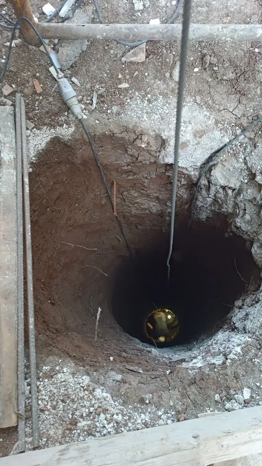 چاه کن مغنی ..تخریب ساختمان|خدمات پیشه و مهارت|محمدیه-قزوین, |دیوار