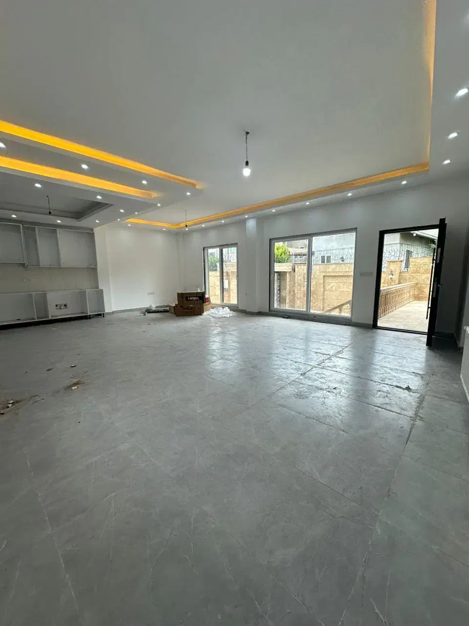 ویلافلت ۲۱۵متری|فروش خانه و ویلا|هادی شهر, |دیوار