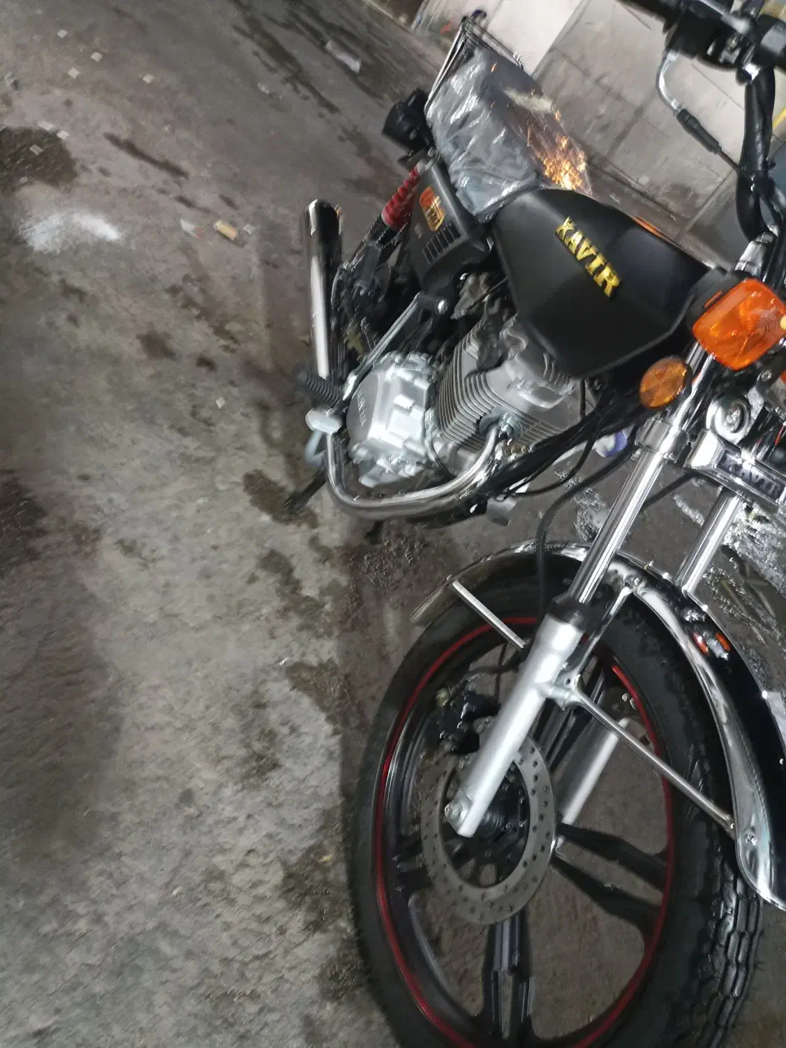 موتور کویر ۲۰۰ خشک ۴۴ تا دونه کار رنگ خاص|موتورسیکلت|قم, علی آباد سعدگان|دیوار