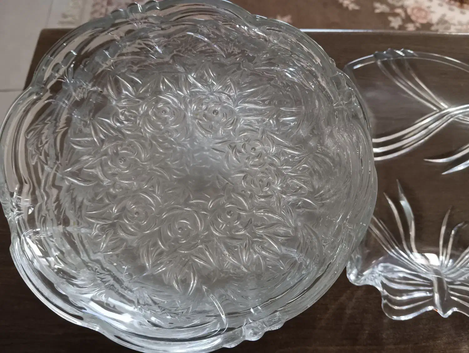 سرویس پذیرایی پاپیون ۳۰ تیکه،در حد نوبا وسایل دیگر|ظروف سرو و پذیرایی|لاهیجان, لیالستان|دیوار