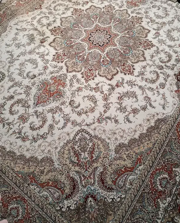 فرش ۱۲ متری|فرش|نیشابور, هفده شهریور|دیوار