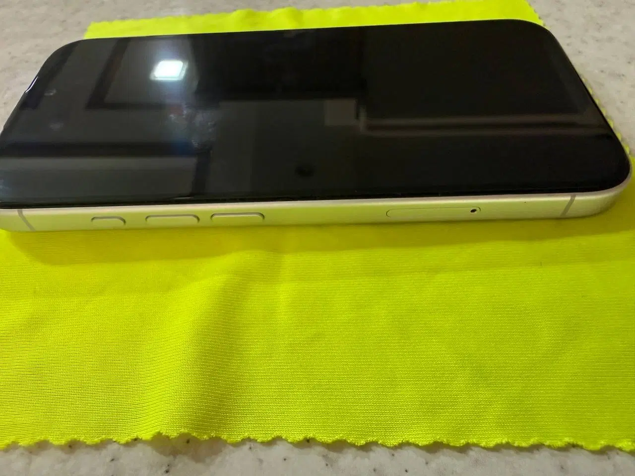 iphone 16 normal|موبایل|زنجان, |دیوار