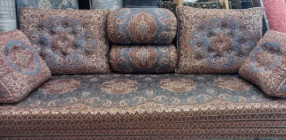 تولیدی پشتی و شاه نشین|پشتی|یزد, |دیوار