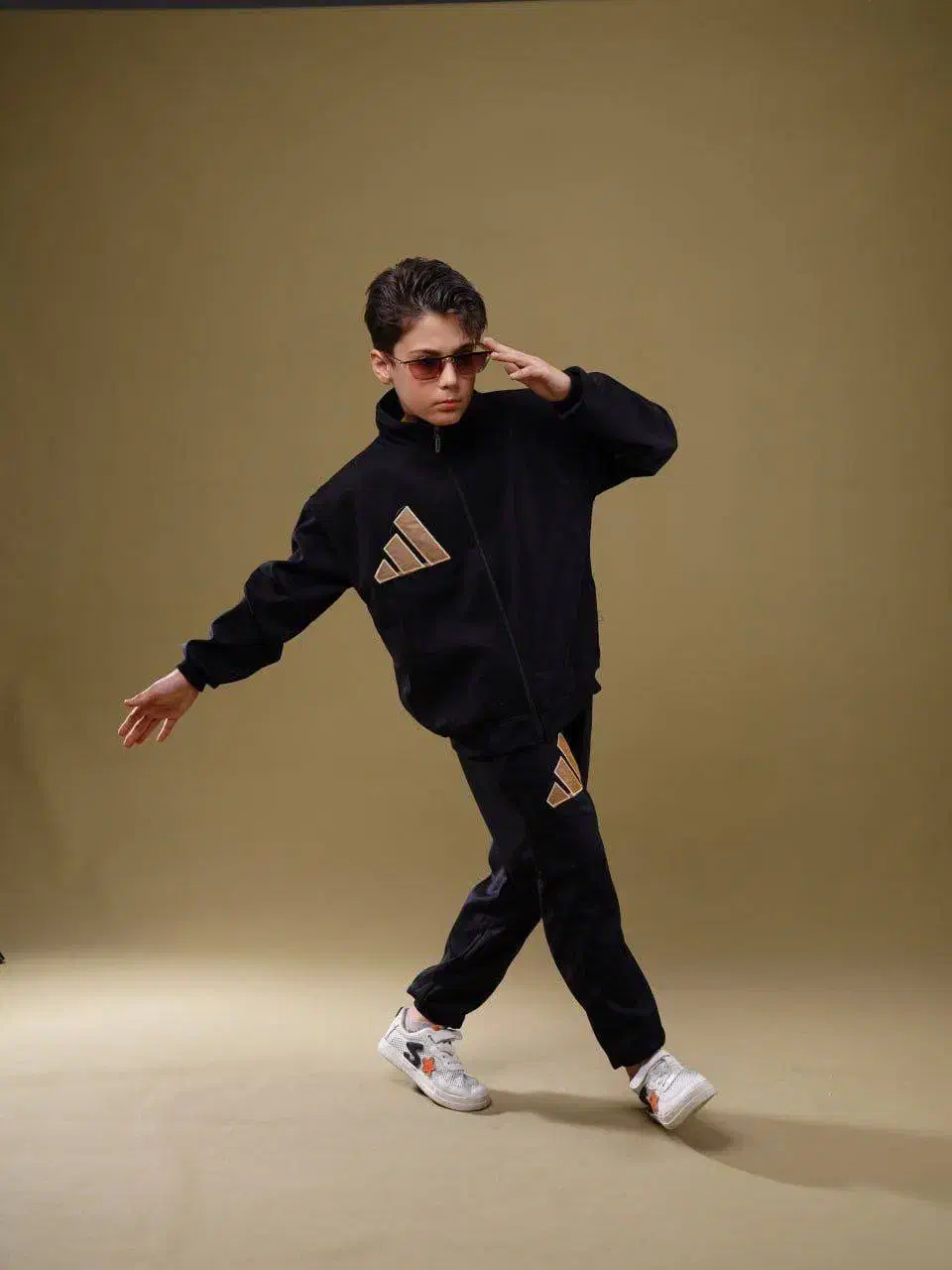 ست پاییزی دخترانه و پسرانه|کفش و لباس بچه|کاشان, دانش|دیوار