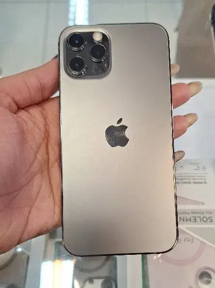 ۱۲ پرو|موبایل|سمنان, |دیوار