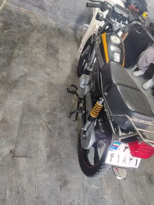 کویر 1403خشک|موتورسیکلت|اشنویه, |دیوار