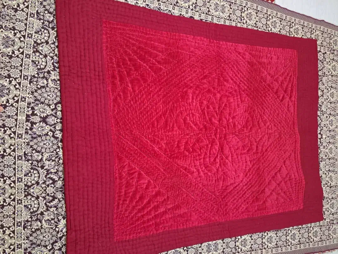 لحاف|رختخواب، بالش، پتو|کرج, ساسانی (قلمستان)|دیوار