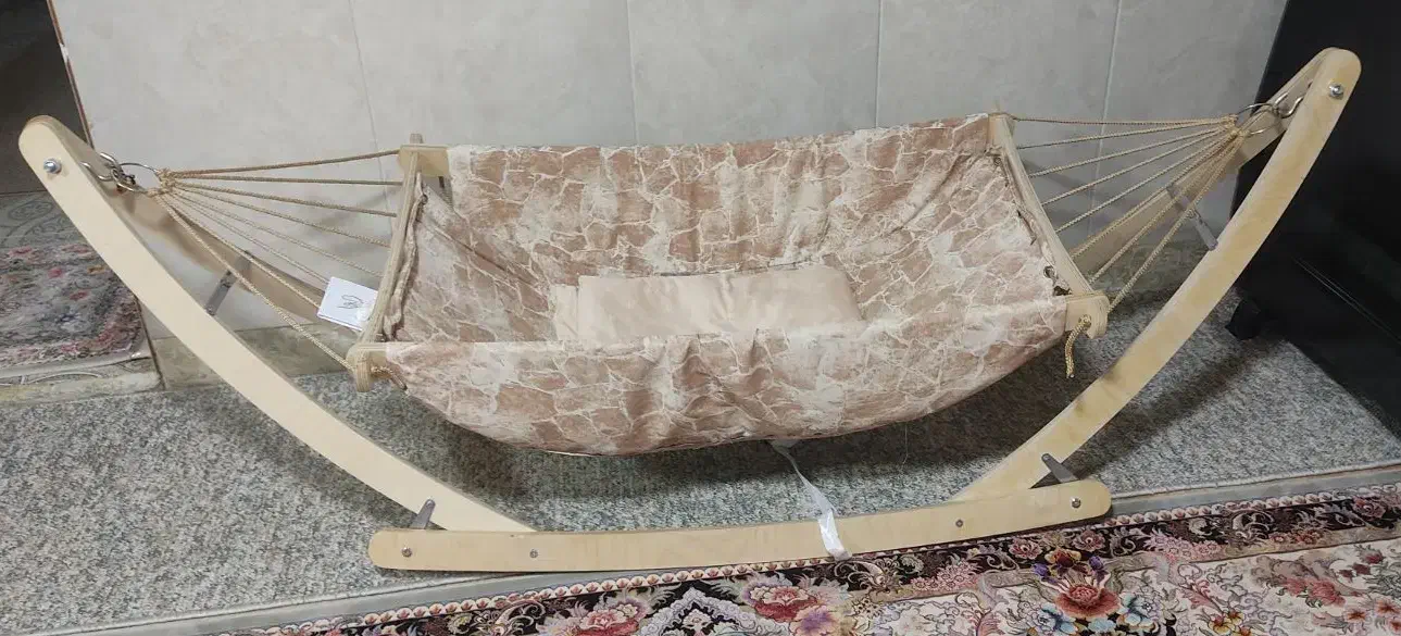 گهواره چوبی|تخت و صندلی بچه|بانه, |دیوار