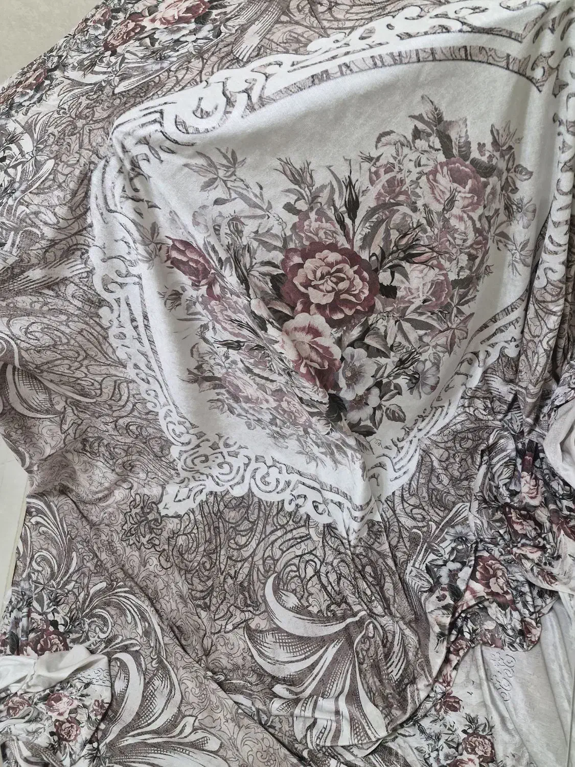 روفرشی کشدار|روفرشی|رشت, جهاد|دیوار