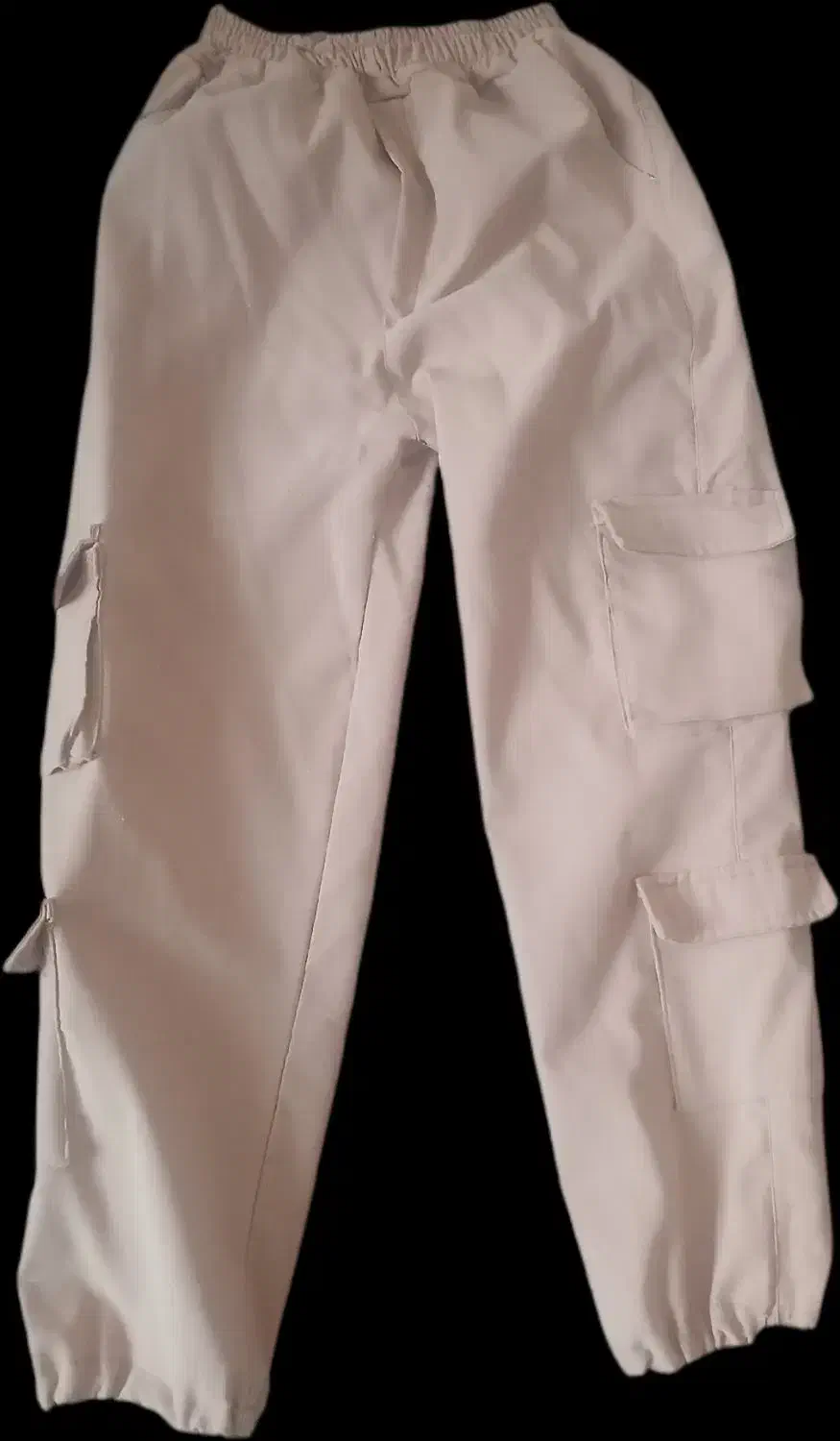 ۲ عدد شلوار|لباس|رشت, ترمینال|دیوار