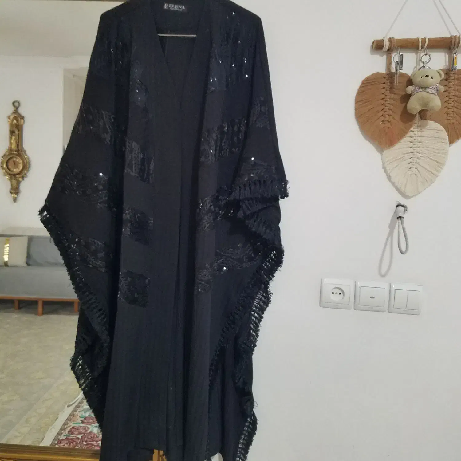 عبا|لباس|قرچک, زیبا شهر|دیوار